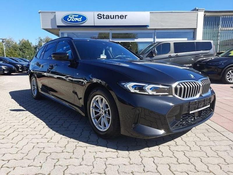 Gebraucht BMW 318 M Sport 156 PS (114 kW) 2023 Black sapphire metallic Kombi