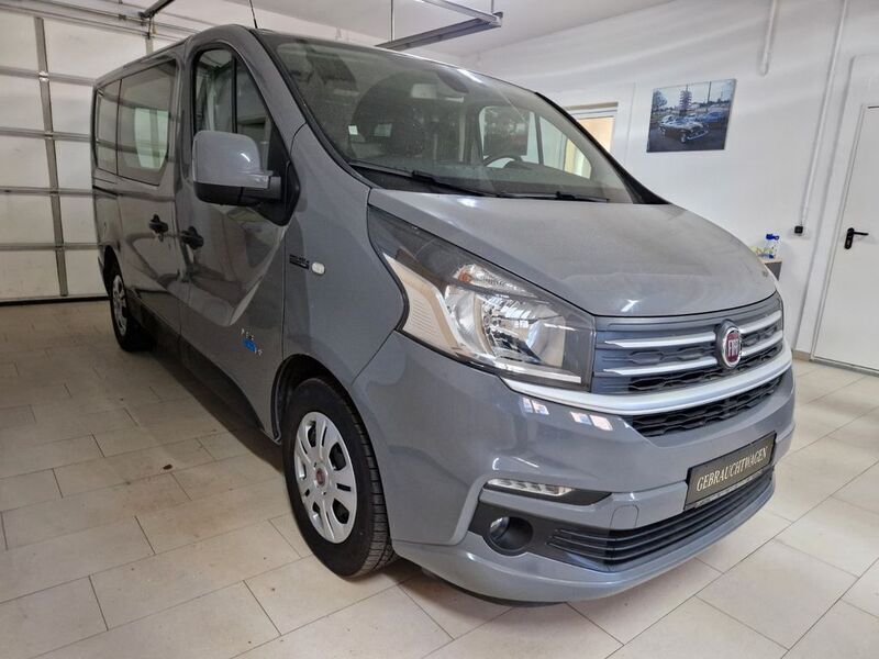 Grau Gebraucht 2017 Fiat Talento Van | 14.900 € (Superpreis) - Bild 1/4