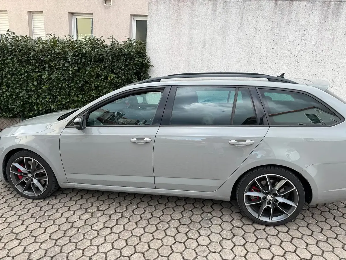 Gebraucht Skoda Octavia RS 245 PS (180 kW) 2019 Grau Kombi