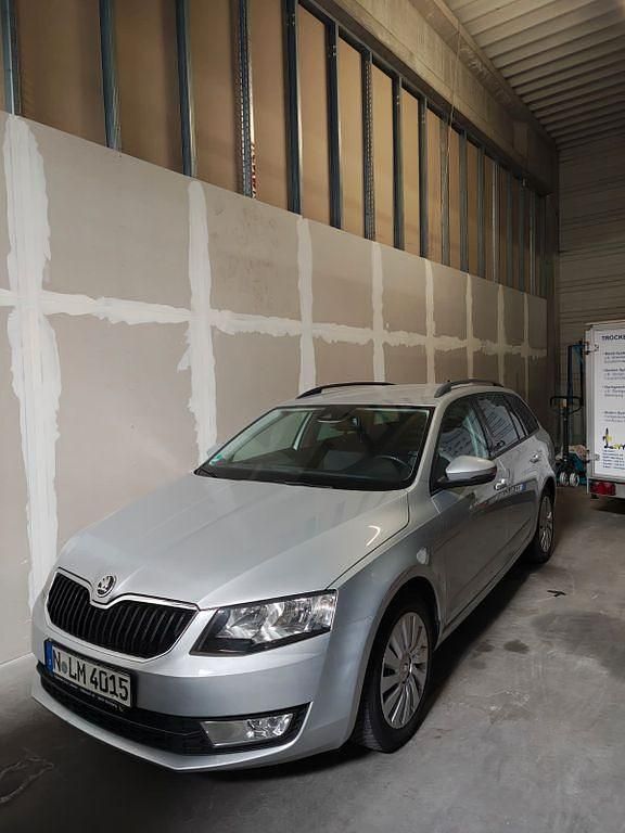 Gebraucht Skoda Octavia 110 PS (80 kW) 2016 Silber Kleinwagen