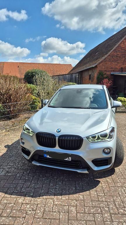 Second-hand BMW X1 xLine 150 CP (110 kW) 2018 Argintiu SUV