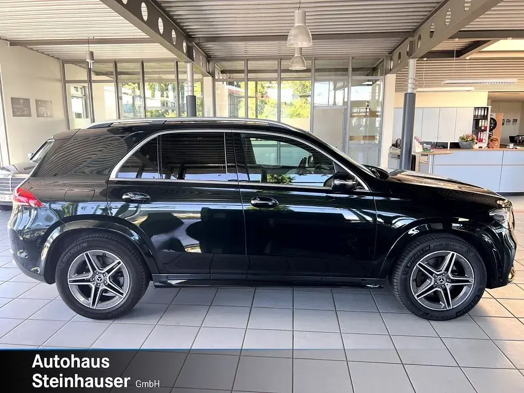 Gebraucht Mercedes GLE400 AMG line 330 PS (242 kW) 2022 Lack smaragdgrün SUV