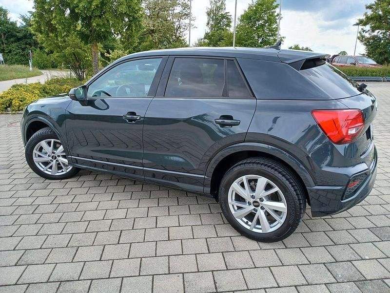 Second-hand Audi Q2 Advanced 150 CP (110 kW) 2024 Gri SUV