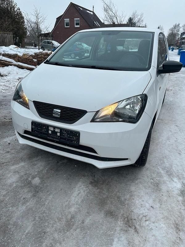 Weiß Gebraucht 2015 Seat Mii Kleinwagen | 3.999 € (Fairer Preis) - Bild 1/4