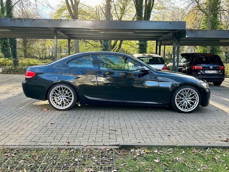 Gebraucht BMW 325 Performance 218 PS (160 kW) 2008 Schwarz Coupé