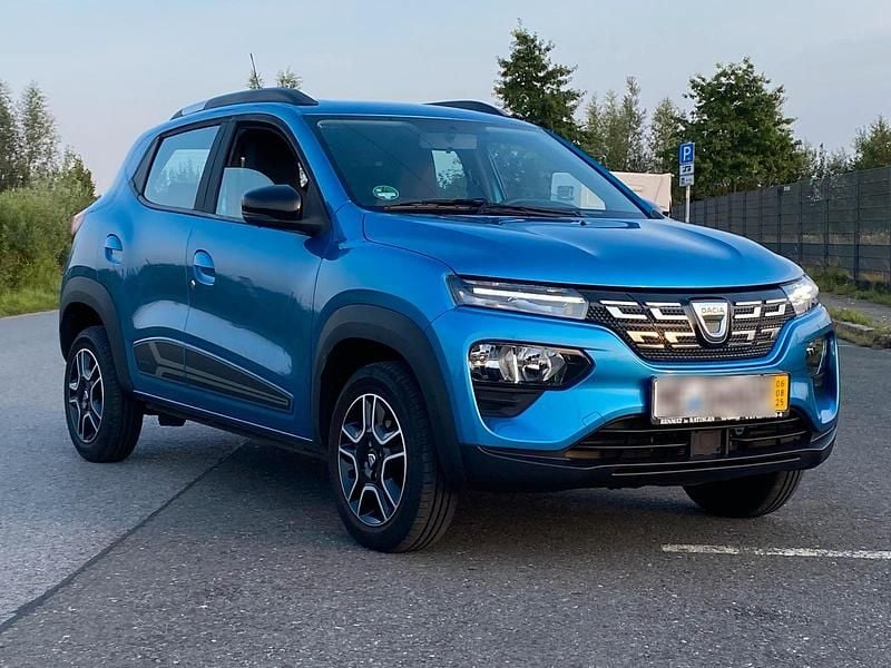 Blau Gebraucht 2022 Dacia Spring Kleinwagen | 10.600 € - Bild 1/3