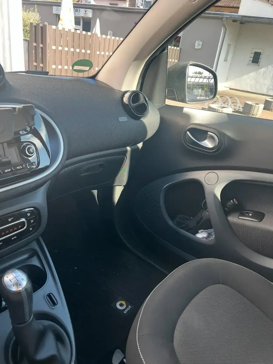 Gebraucht Smart ForTwo Coupé 71 PS (52 kW) 2017 Silber Coupé