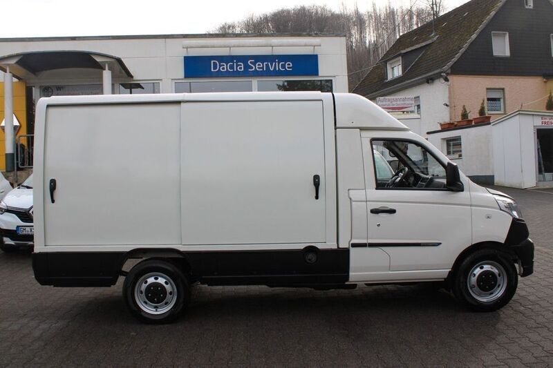 Weiß Neu 2024 Piaggio Porter Kombi | 20.990 € - Bild 1/4
