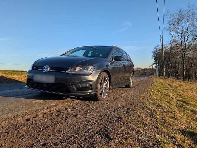 Grau Gebraucht 2017 VW Golf VII Allstar Kombi | 14.499 € (Fairer Preis) - Bild 1/4