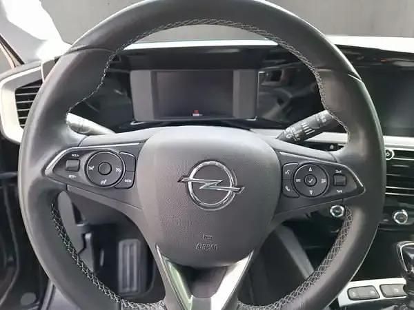 Gebraucht Opel Mokka 101 PS (74 kW) 2023 Karbon schwarz (metallic) SUV