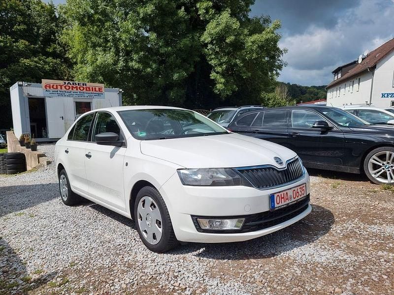 Usata Skoda Rapid Active 86 CV (63 kW) 2013 Bianco Utilitaria