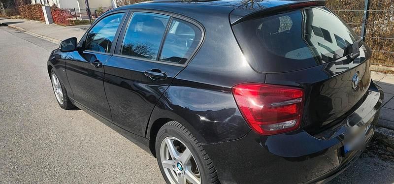 Gebraucht BMW 116 116 PS (85 kW) 2013 Schwarz Kleinwagen
