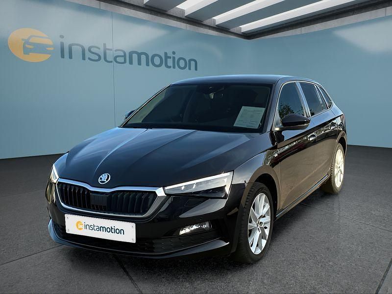 Schwarz Gebraucht 2022 Skoda Scala Kleinwagen | 18.699 € (Fairer Preis) - Bild 1/4
