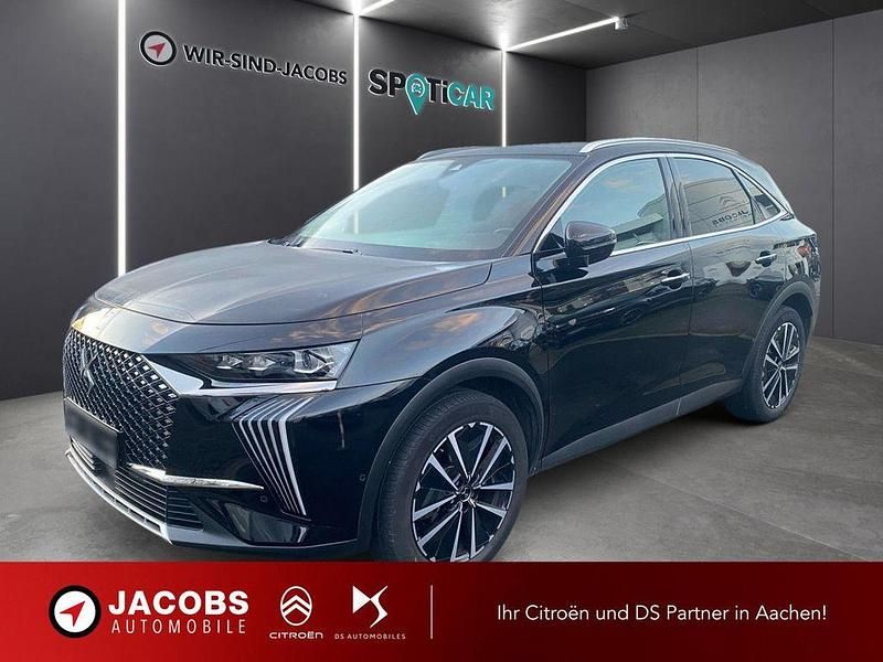 Schwarz (metallic) Gebraucht 2023 DS Automobiles DS7 Crossback Opera SUV | 39.490 € - Bild 1/4
