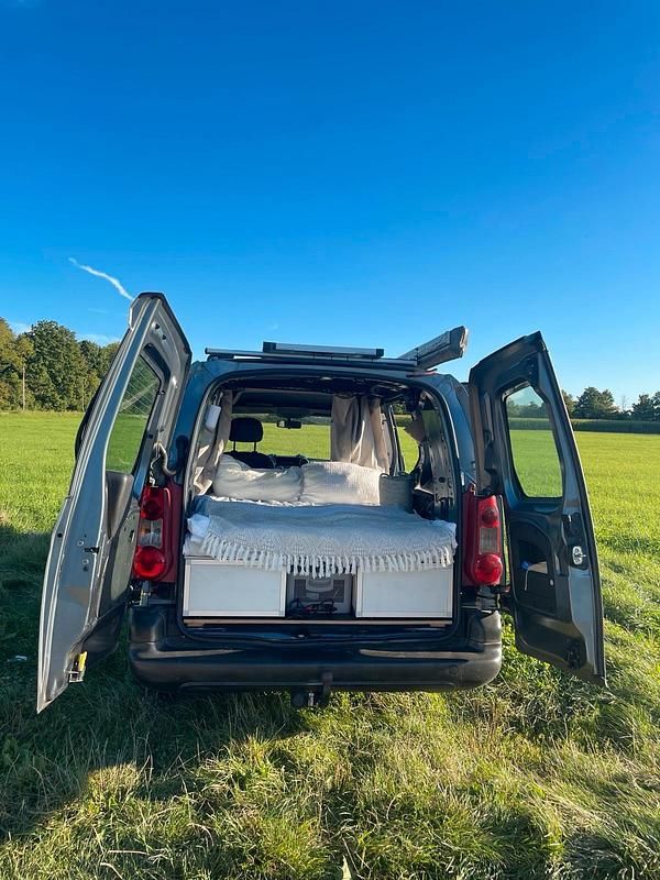 Gebraucht Peugeot Partner 90 PS (66 kW) 2008 Grau Van / Kleinbus