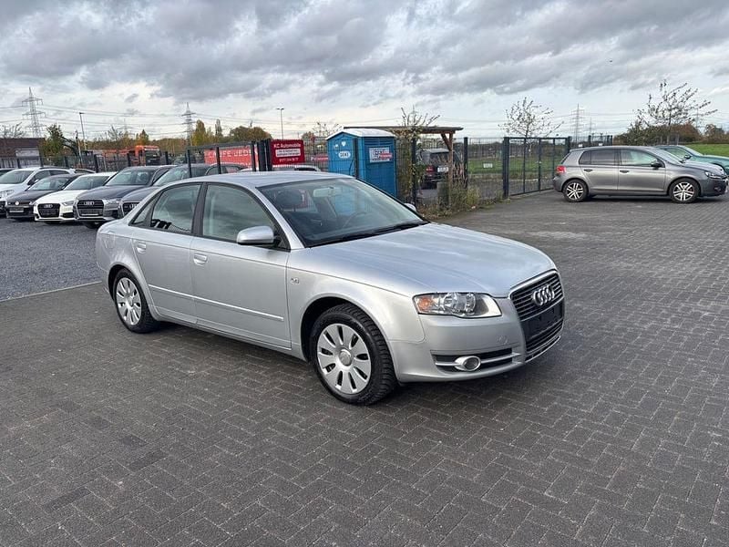 Silber Gebraucht 2005 Audi A4 Limousine | 4.750 € (Fairer Preis) - Bild 1/4