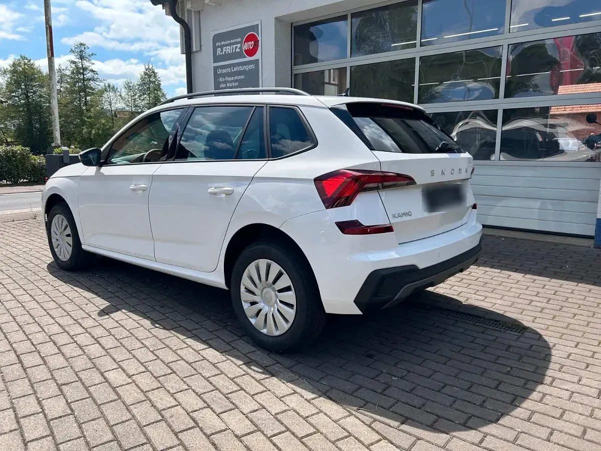 Neu Skoda Kamiq 116 PS (85 kW) 2025 Weiß SUV