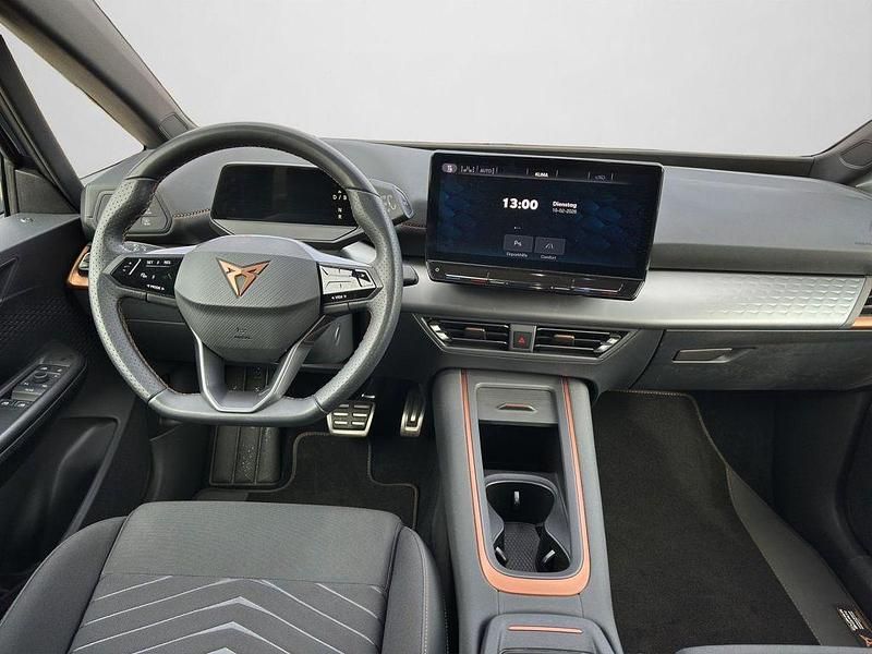 Gebraucht Cupra Born 150 kW (204 PS) 2024 Aurora blue metallic (metallic) Kleinwagen