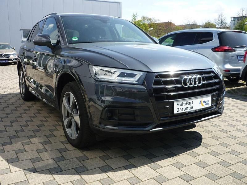 Gebraucht Audi Q5 S-Line 190 PS (139 kW) 2020 Grau SUV
