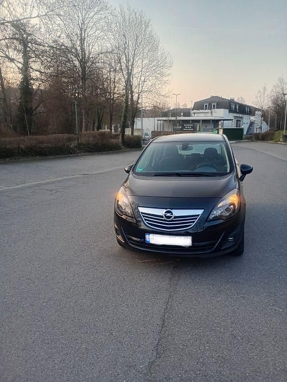 Gebraucht Opel Meriva 120 PS (88 kW) 2012 Schwarz Van / Kleinbus