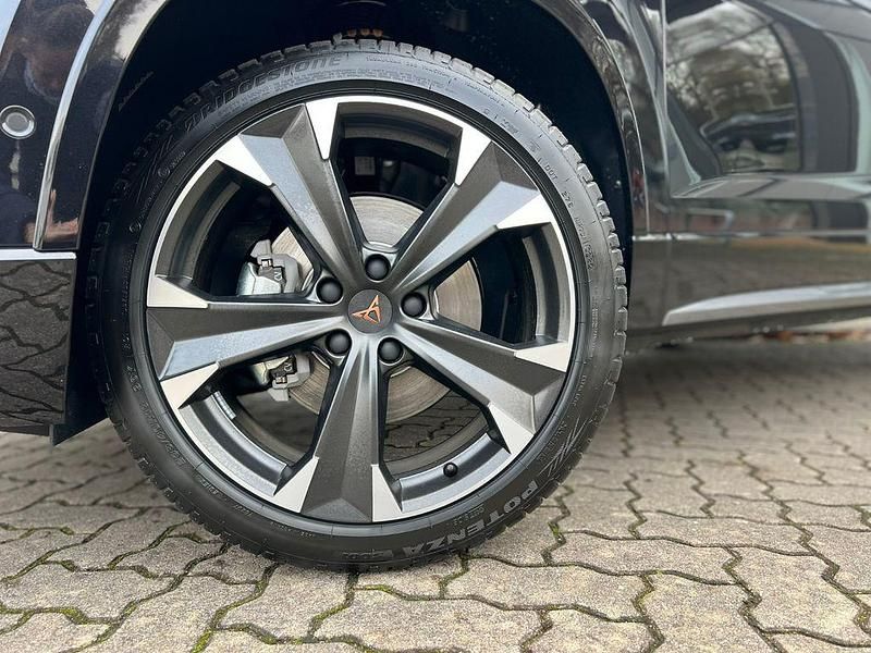 Neu Cupra Ateca 150 PS (110 kW) 2025 Schwarz SUV