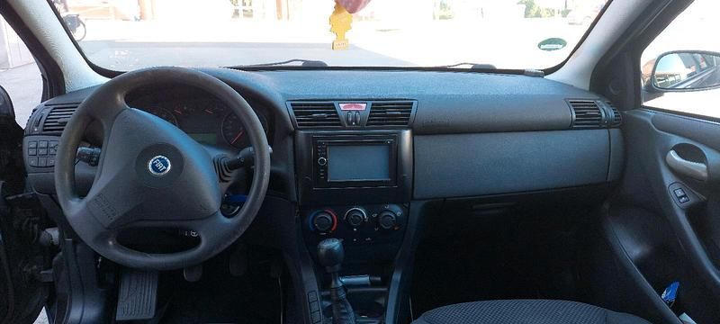 Gebraucht Fiat Stilo 103 PS (75 kW) 2004 Schwarz Kleinwagen
