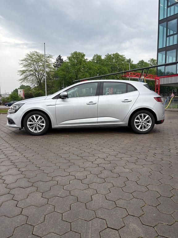 Gebraucht Renault Mégane IV 101 PS (74 kW) 2016 Silber Limousine