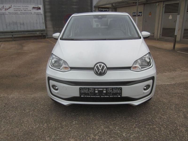Second-hand VW up! 65 CP (47 kW) 2022 Alb Hatchback