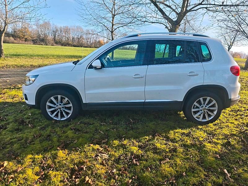 Gebraucht VW Tiguan 140 PS (102 kW) 2012 Weiß SUV