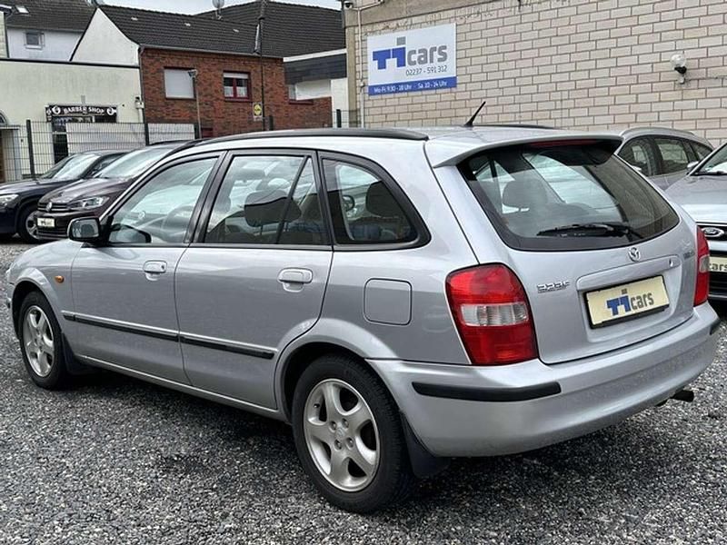 Gebraucht Mazda 323F Exclusive 88 PS (64 kW) 2000 Silber Kleinwagen
