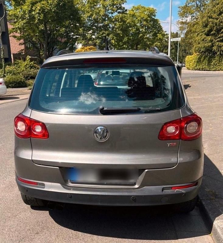 Gebraucht VW Tiguan 150 PS (110 kW) 2008 Grau SUV