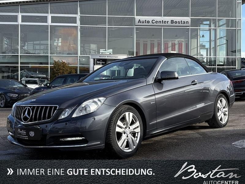 Grau Gebraucht 2011 Mercedes E250 Avantgarde Cabrio | 13.900 € (Fairer Preis) - Bild 1/4