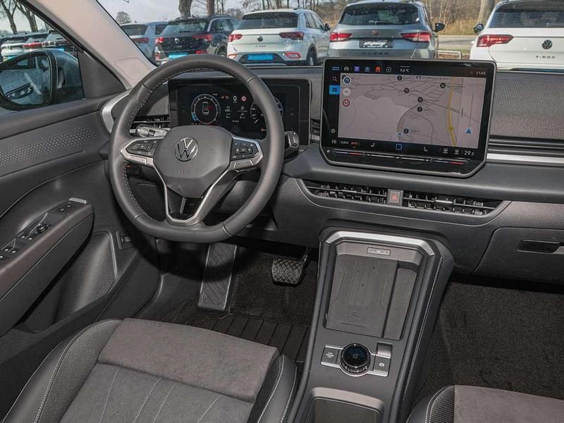 Neu VW T-Roc Style 150 PS (110 kW) 2026 Wolf grey metallic SUV