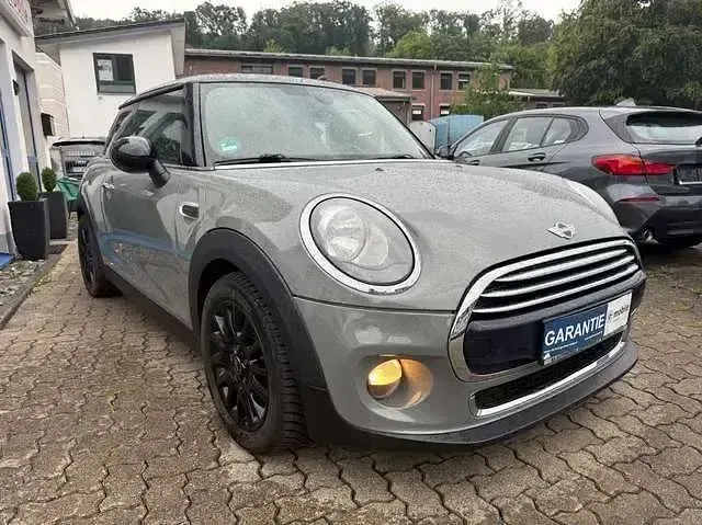 Gebraucht Mini Cooper 136 PS (100 kW) 2014 Moonwalk grey Kleinwagen