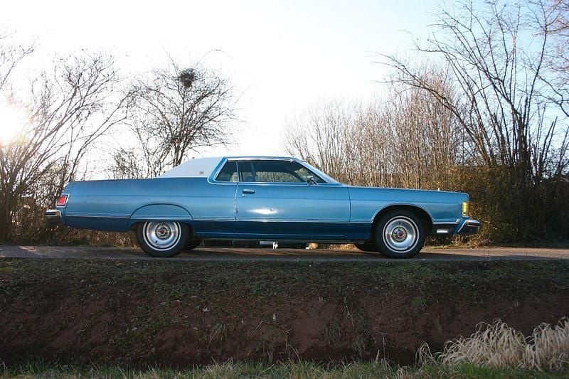 Gebraucht Mercury Grand Marquis 170 PS (125 kW) 1978 Blau Limousine