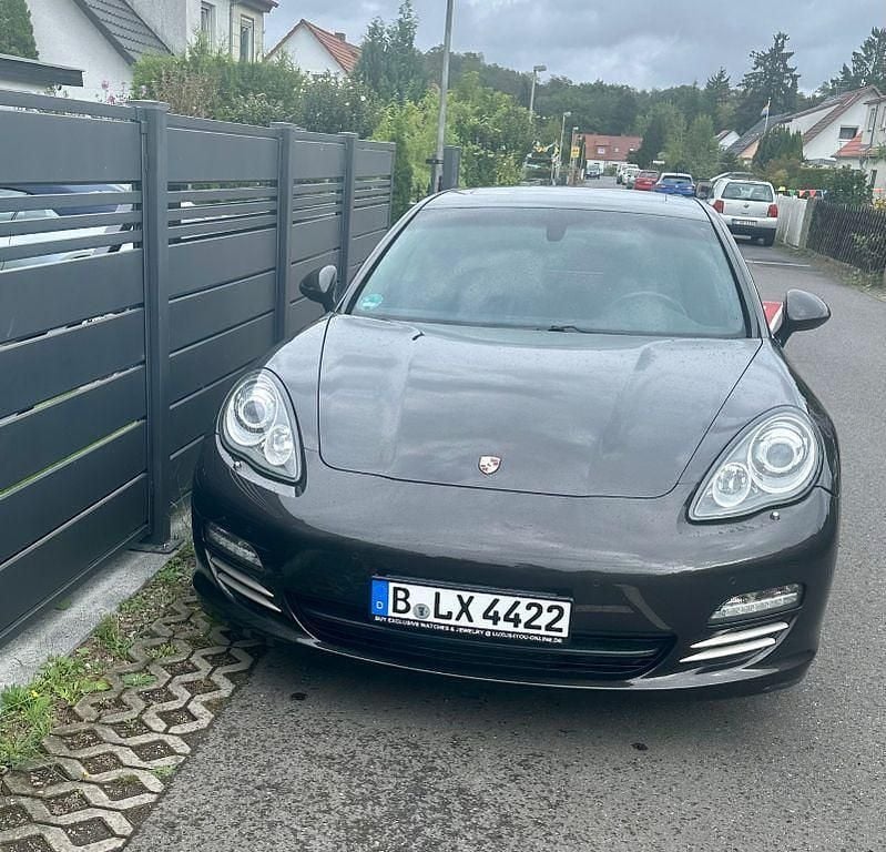 Gebraucht Porsche Panamera 4S 400 PS (294 kW) 2011 Braun Limousine