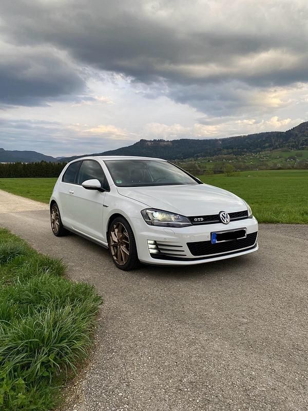 Gebraucht VW Golf GTD 184 PS (135 kW) 2014 Weiß Coupé