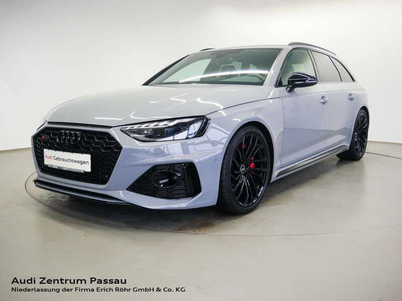 Nardograu Gebraucht 2023 Audi RS4 Ambiente Kombi | 71.460 € (Fairer Preis) - Bild 1/4