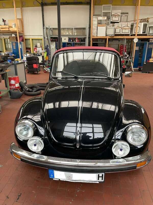 Schwarz Gebraucht 1978 VW Käfer Cabrio | 35.000 € - Bild 1/4