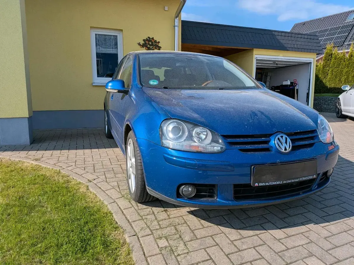 Używany VW Golf V 150 KM (110 kW) 2005 Niebieski Hatchback