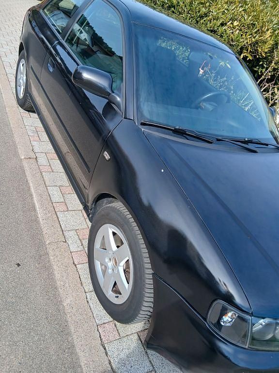 Gebraucht Audi A3 Attraction 150 PS (110 kW) 2002 Schwarz Kleinwagen
