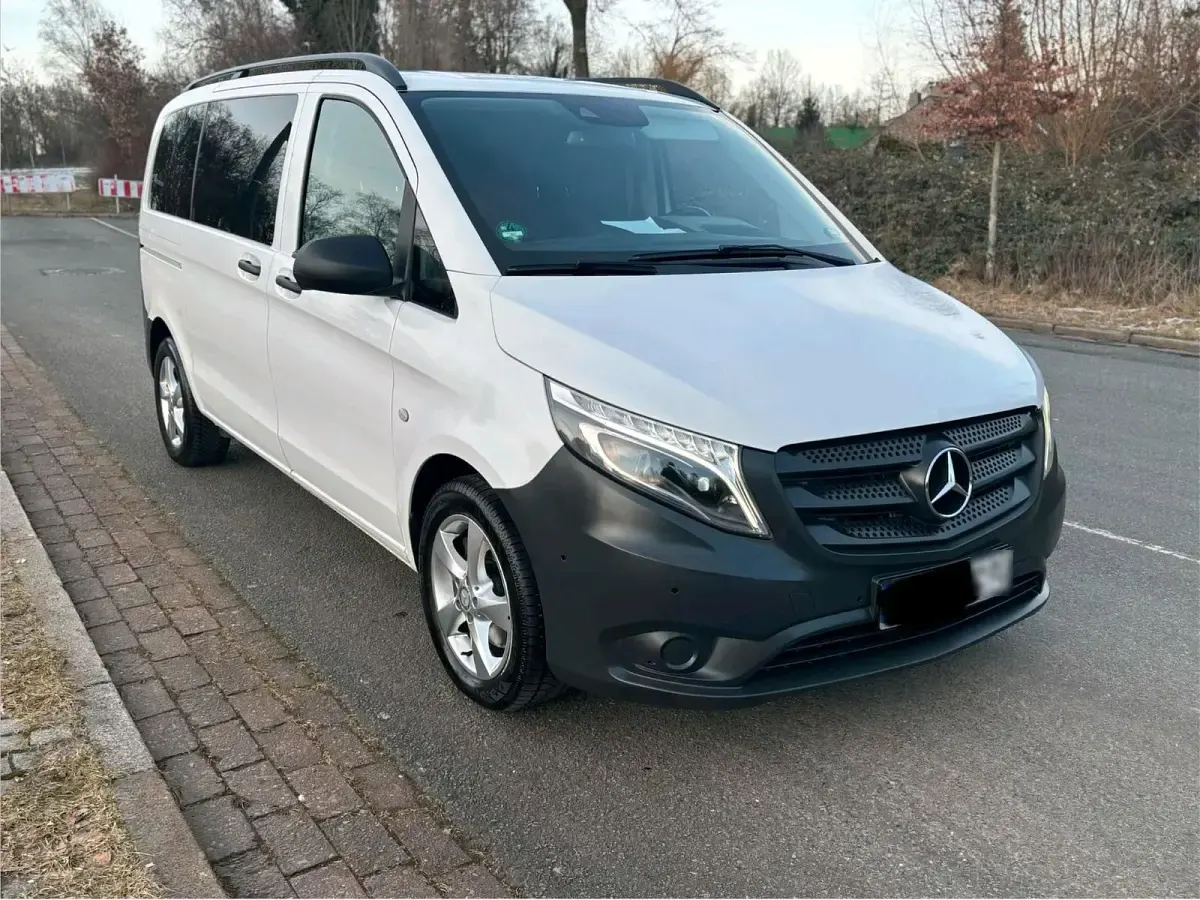 Gebraucht Mercedes Vito 190 PS (139 kW) 2016 Weiß Van