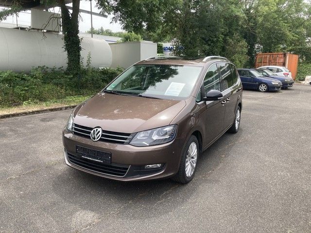 Gebraucht VW Sharan Style 140 PS (102 kW) 2012 Braun Van / Kleinbus