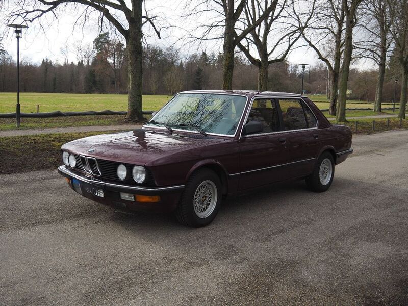 Rot Gebraucht 1985 BMW 525 Limousine | 9.800 € - Bild 1/4