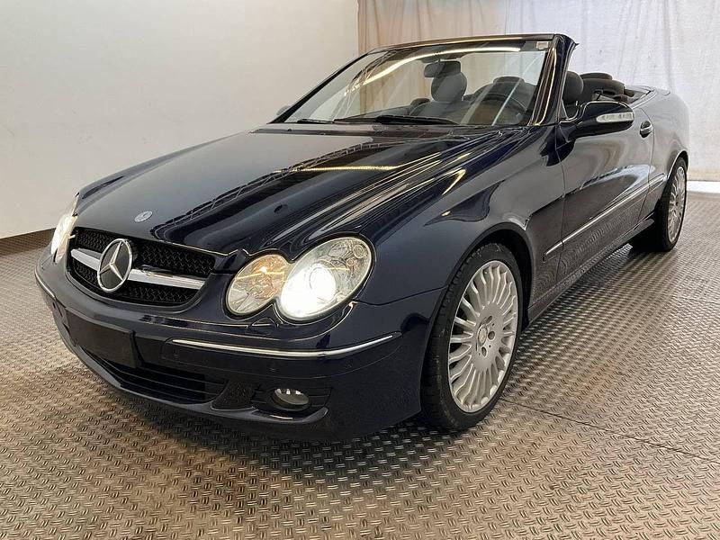 Blau Gebraucht 2007 Mercedes CLK200 Sport Cabrio | 9.900 € (Fairer Preis) - Bild 1/4