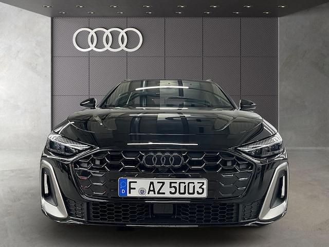 Gebraucht Audi A5 Ambiente 204 PS (150 kW) 2025 Mythosschwarz metallic Coupé