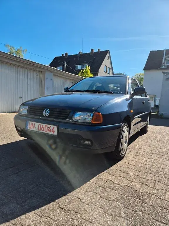 Gebraucht VW Polo 75 PS (55 kW) 1999 Blau Limousine
