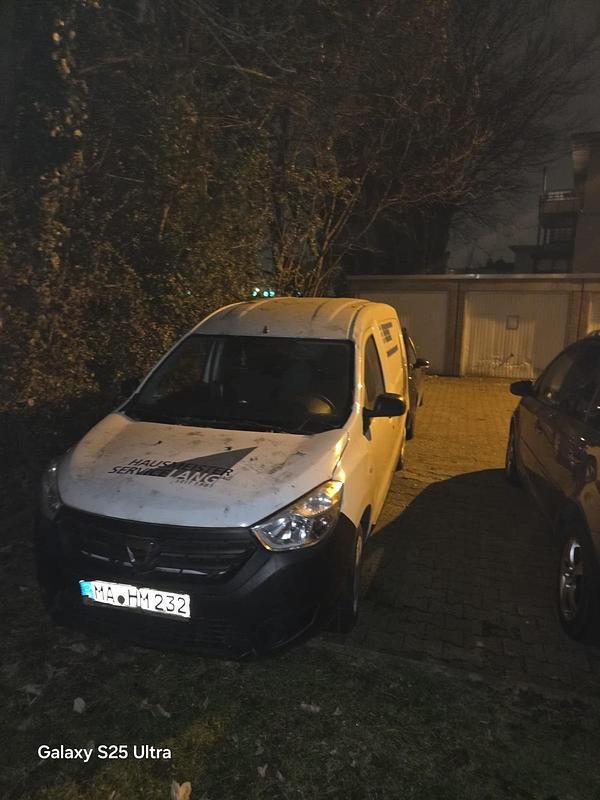 Gebraucht Dacia Dokker 75 PS (55 kW) 2016 Weiß Van / Kleinbus