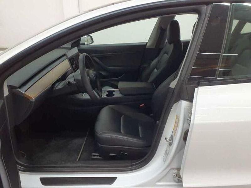 Gebraucht Tesla Model 3 Standard Range Plus 239 kW (325 PS) 2021 Pearl white multicoat Limousine