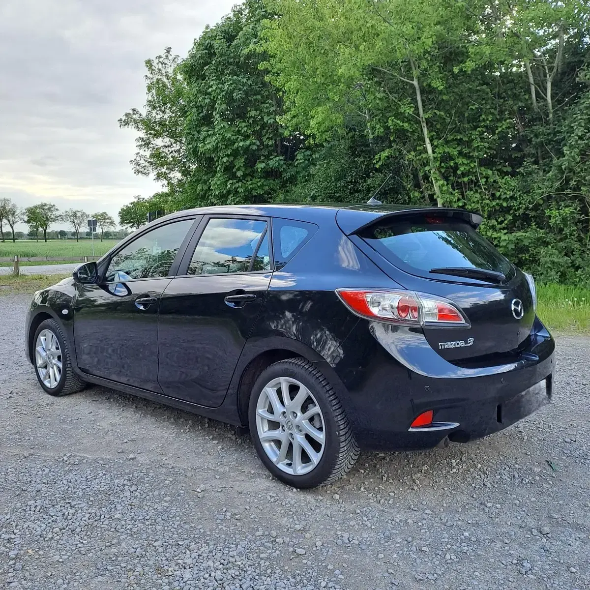 Gebraucht Mazda 3 105 PS (77 kW) 2012 Schwarz Limousine